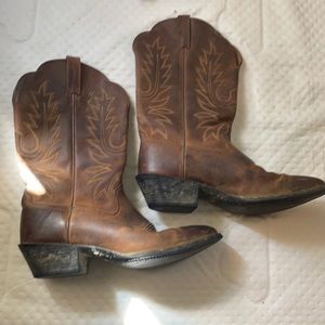 Ariat Size 8 Cowboy Boots